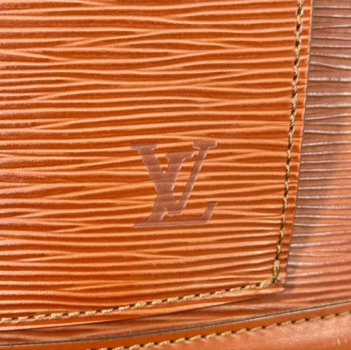 LOUIS VUITTON – ZAINO